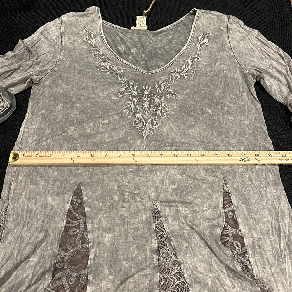 Gimmicks by Buckle tunic top - Picture 14 of 16